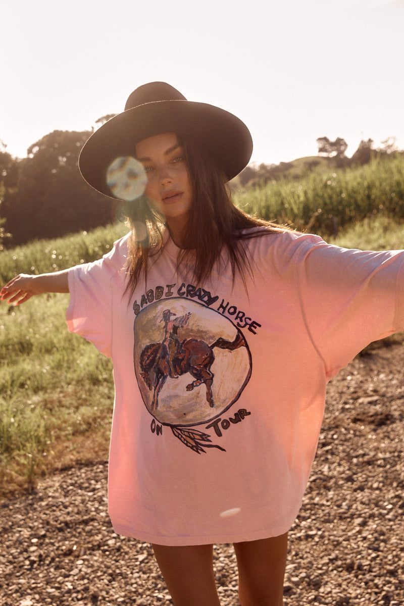 SABBI THE CRAZY HORSE TEE - Lilac