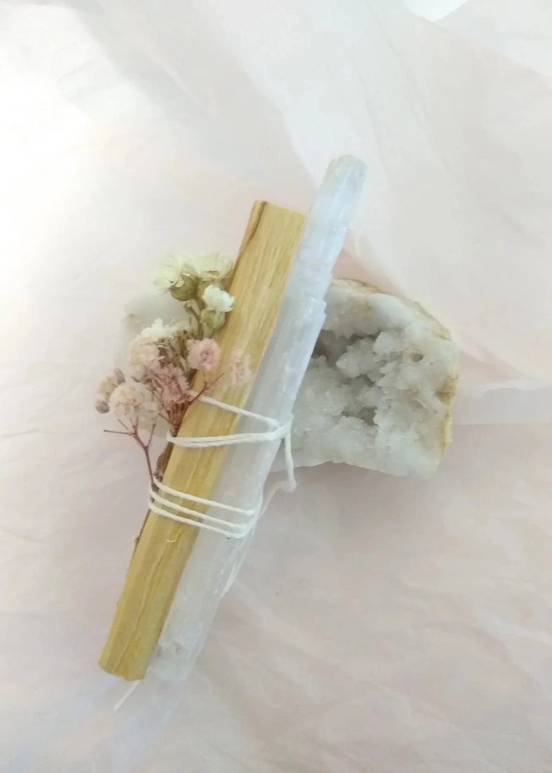 Palo Santo + Selenite